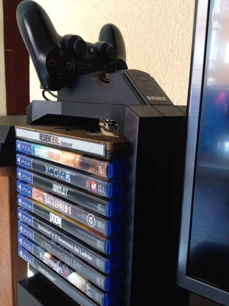 game tower charge gamepad ps4 indeca periferico carga torre de carga para mandos y juegos ps4 complementos ps4 periféricos útiles para jugadores ideal para gamers gaming accesorios
